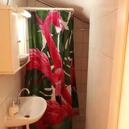 Apartment Peach House Ii